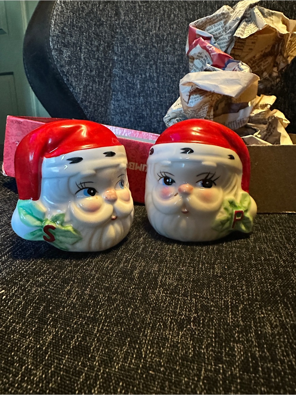 Vintage ceramic Santa Claus salt and pepper shakers